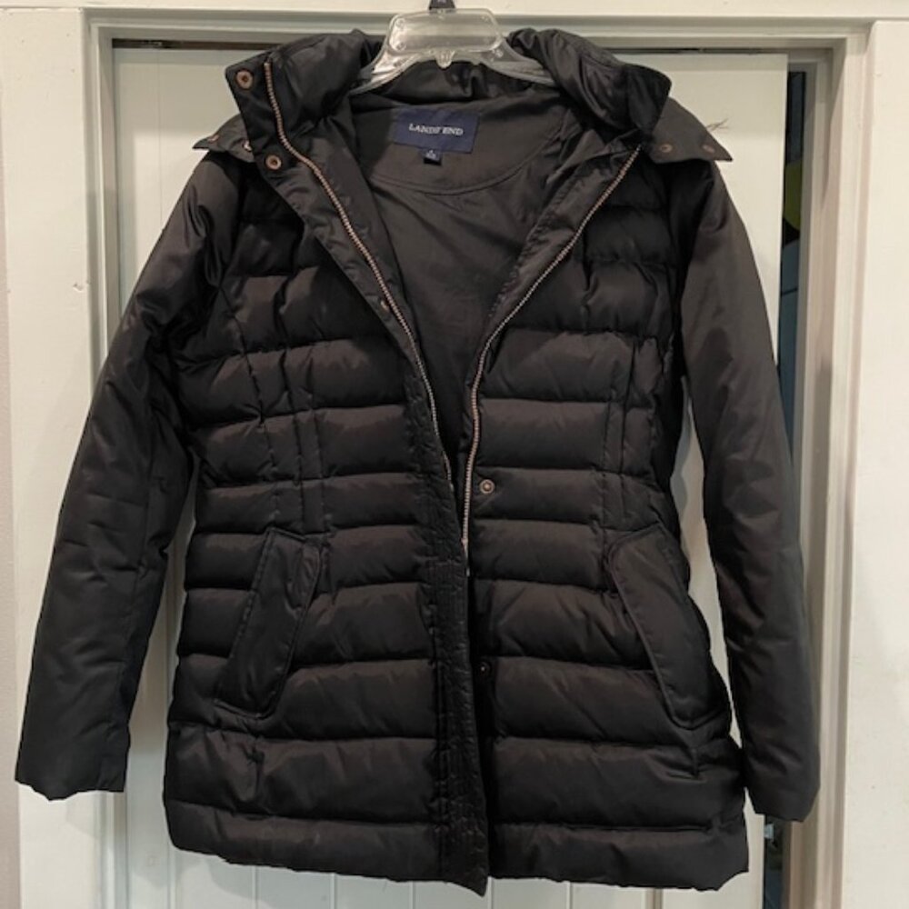 Lands End Puffer Coat Womens Size L  Black Goose Down Faux Fur Trim Hood